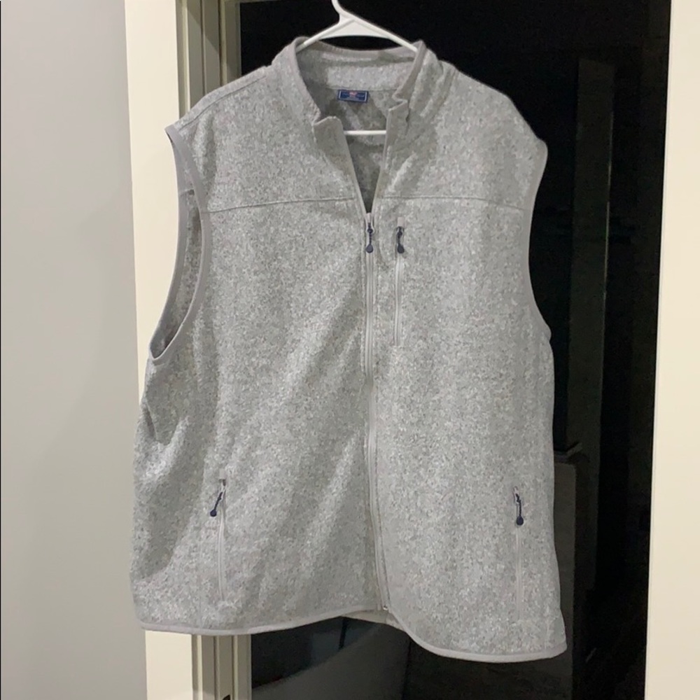 Men’s vineyard vines vest. Size 2XL